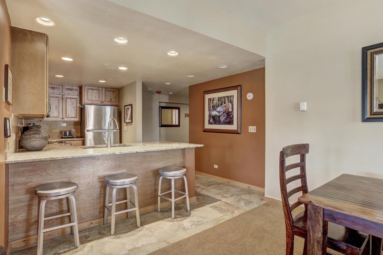 Ski In-Out Village At Breckenridge Condo Exterior foto